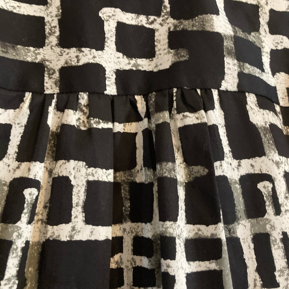 Dress - Picture 7 of 14
